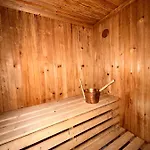 빌라 5 Haloszobas Wellness Vip House - Privat Medence