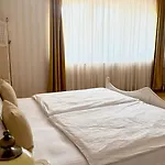 5 Haloszobas Wellness Vip House - Privat Medence 시오포크