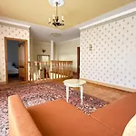 5 Haloszobas Wellness Vip House - Privat Medence 빌라 *