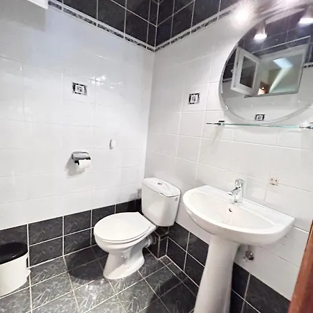 Villa 5 Hálószobás Wellness Vip House - Privát Medence