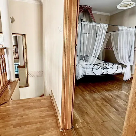 Βίλα 5 Haloszobas Wellness Vip House - Privat Medence *