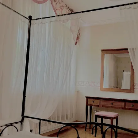5 Haloszobas Wellness Vip House - Privat Medence *