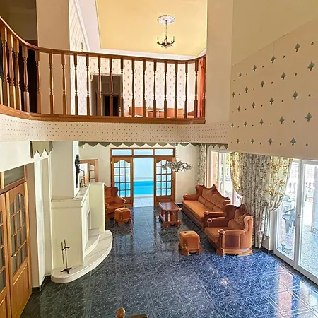 Βίλα 5 Haloszobas Wellness Vip House - Privat Medence
