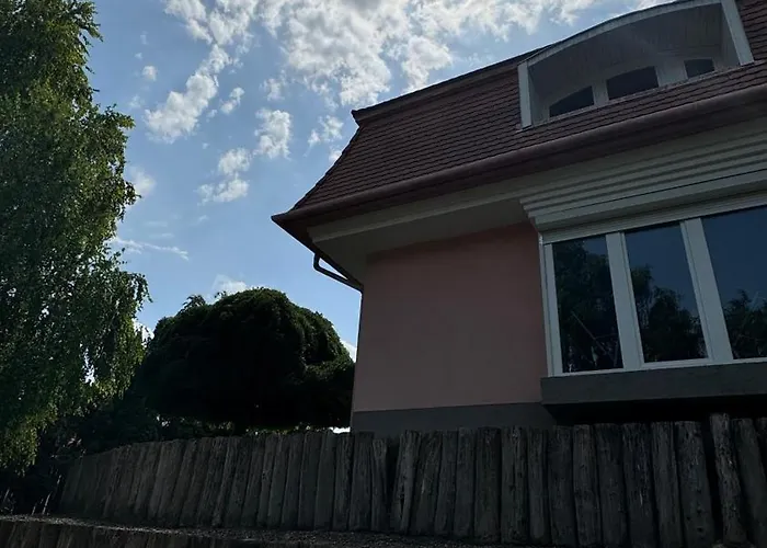 5 Haloszobas Wellness Vip House - Privat Medence * שיופוק