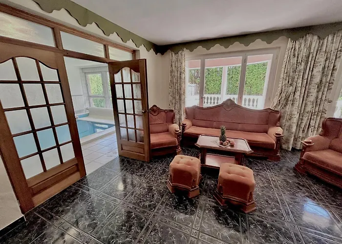 5 Haloszobas Wellness Vip House - Privat Medence *