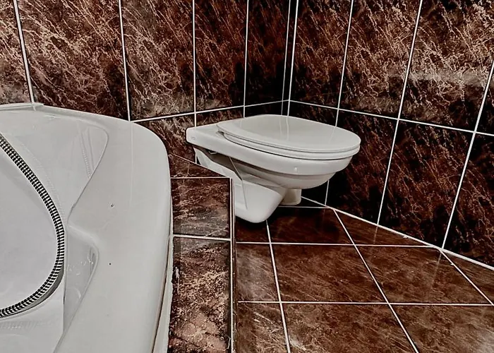 5 Haloszobas Wellness Vip House - Privat Medence וילה