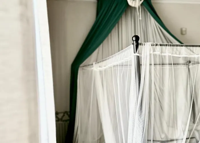 וילה 5 Haloszobas Wellness Vip House - Privat Medence שיופוק