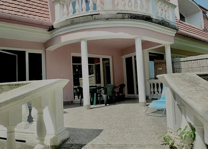 5 Haloszobas Wellness Vip House - Privat Medence Villa Siófok