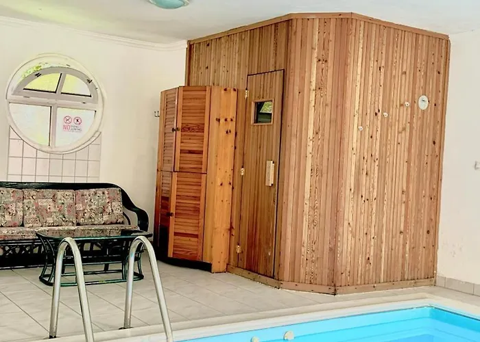 5 Hálószobás Wellness Vip House - Privát Medence *